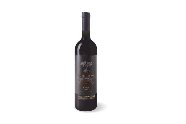 Vino NORTON Lote Negro Tinto Blend 750 ml en Tienda Inglesa