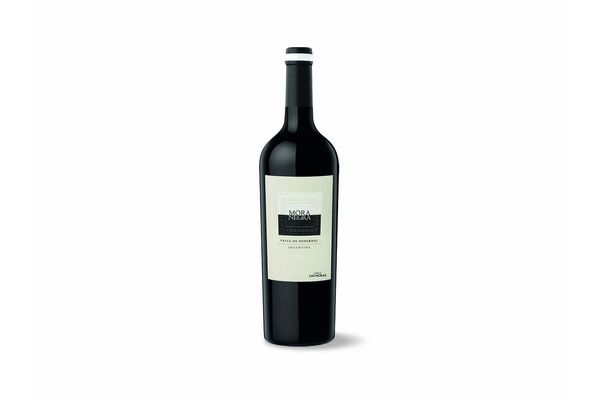Vino  Mora Negra Malbec Bonarda LAS MORAS 750 ml en Tienda Inglesa