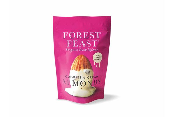 Almendras Bañadas de Chocolate Blanco FOREST FEAST Cookies & Cream 120 gr en Tienda Inglesa