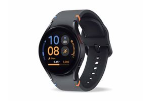 Smartwatch SAMSUNG Watch FE Lucky7 Small Negro en Tienda Inglesa